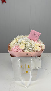 “Soft Love” mix bouquet