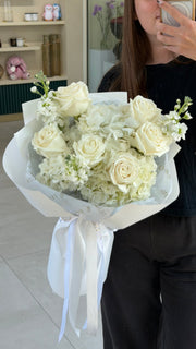 “Pure Elegance” mix bouquet