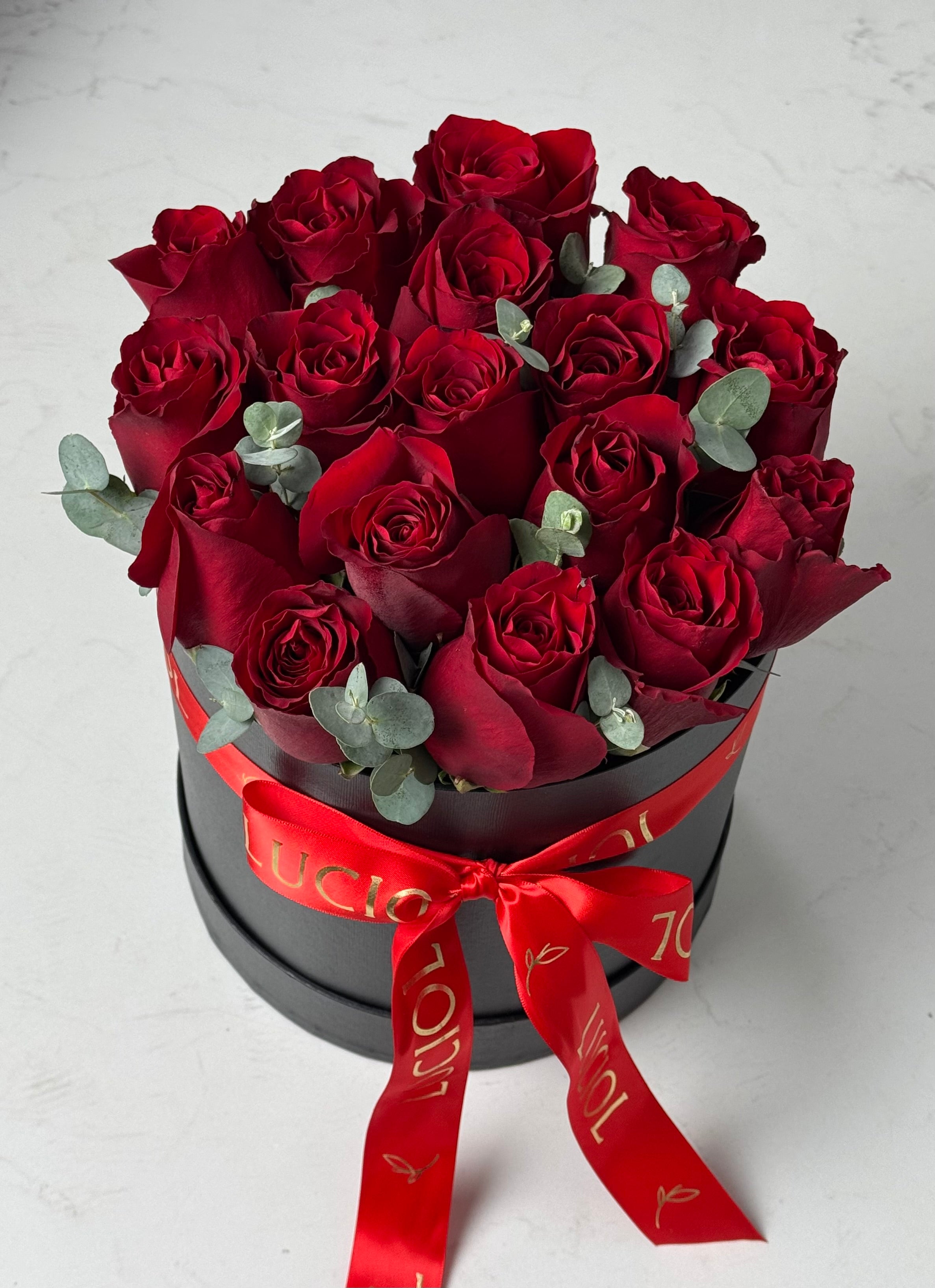 “Velvet Desire” red roses