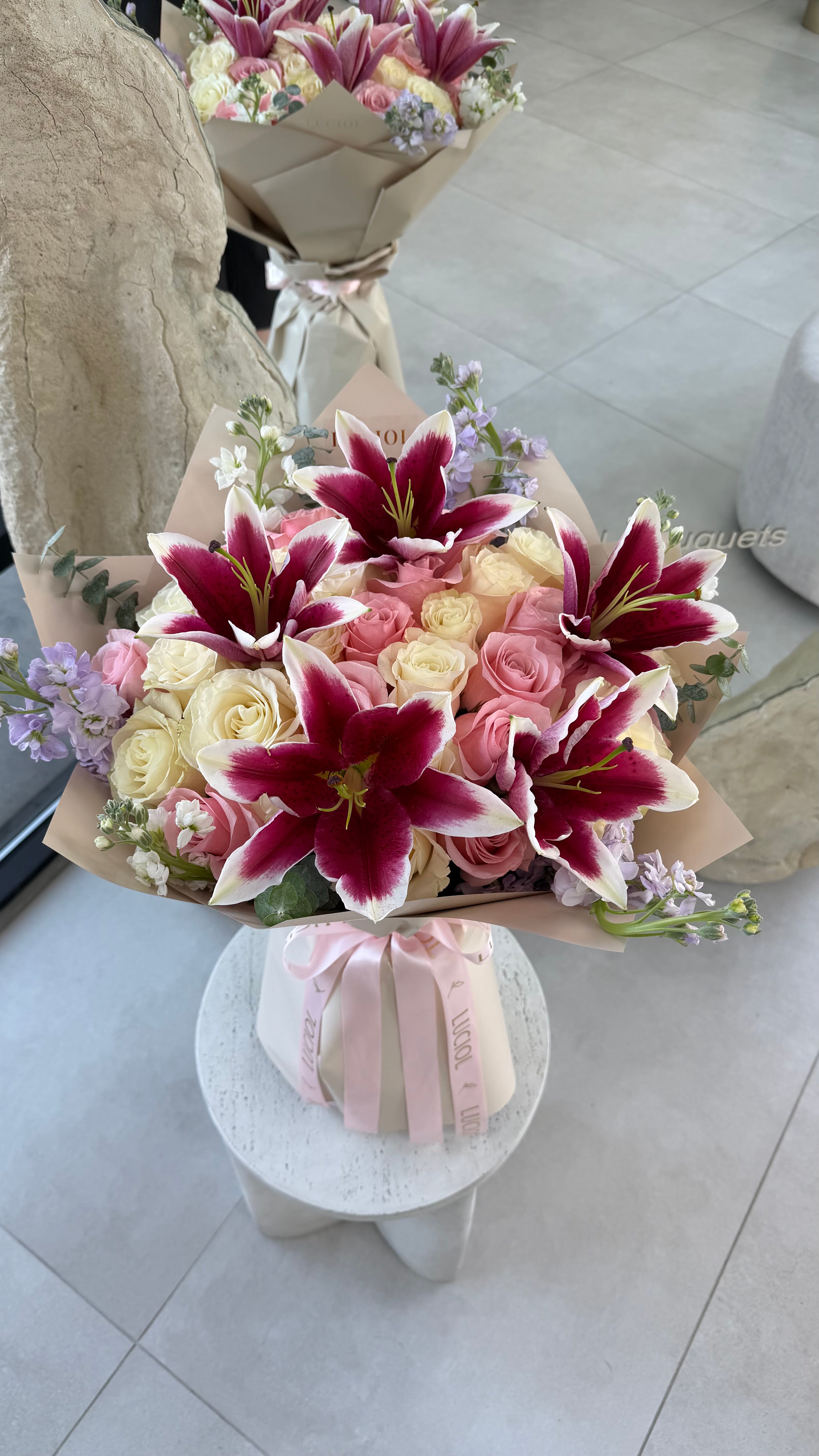 “Berry Kiss” mix bouquet