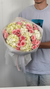 "Joyful Secret" bouquet mix
