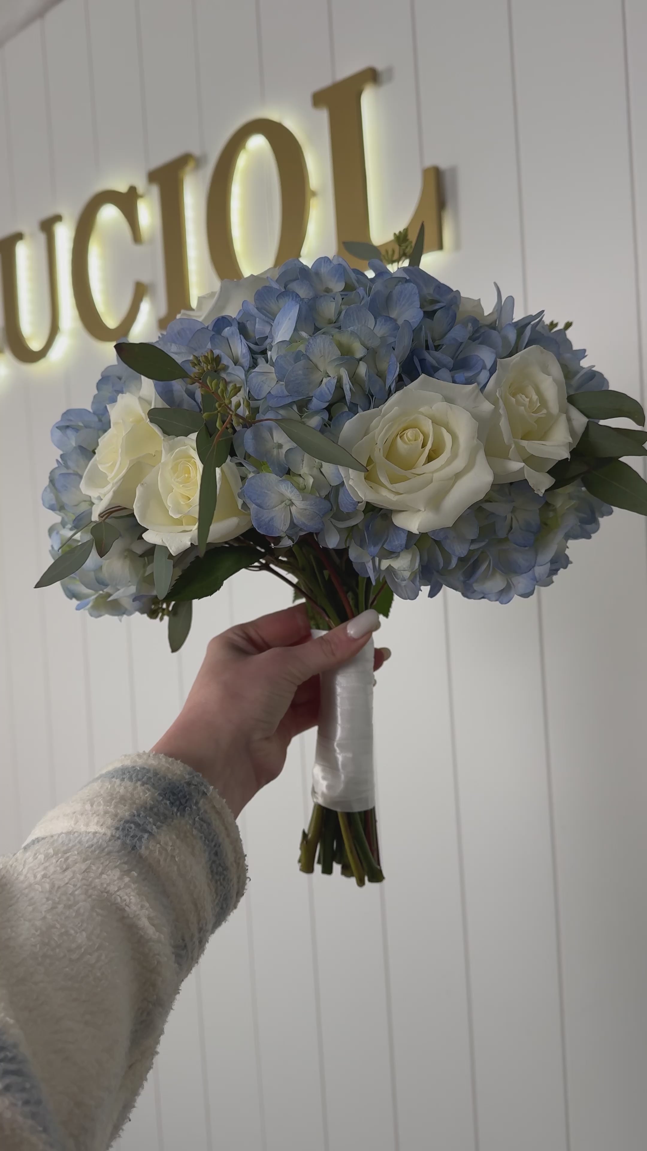 Load video: &quot;Joyful Moment&quot; Wedding