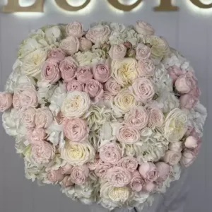delicate-bouquet-m_f3dd1be8e0.webp