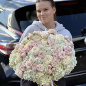 delicate-bouquet_f0794e8c41.webp